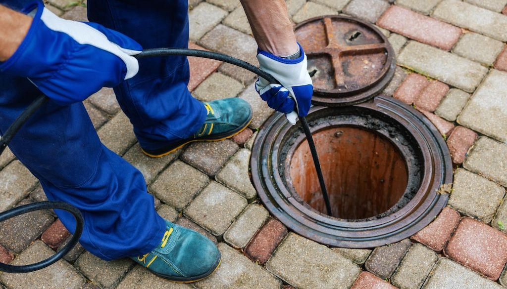 Hydro Jetting in Ashland Heights